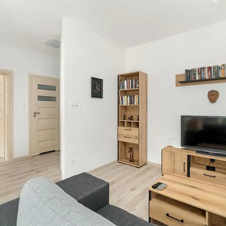 公寓 Przestronny Blisko Jeziora W Poznaniu 2 Miejsca Postojowe By Renters